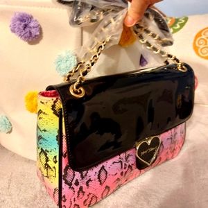 Betsey Johnson Lg handbag NWT